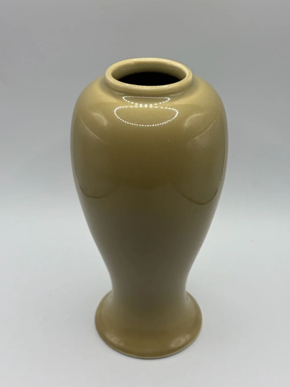 1997 Tiffany & Co. Vintage Tiffany Gallery Collection Glazed Ceramic Vase Vessel